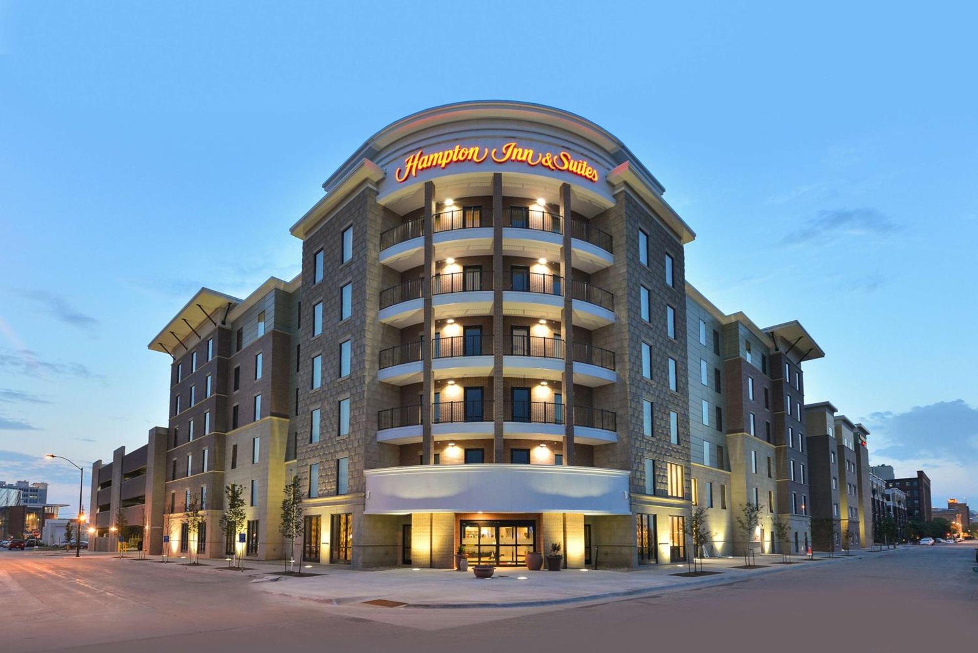 Hampton Inn & Suites Des Moines Downtown Exteriér fotografie