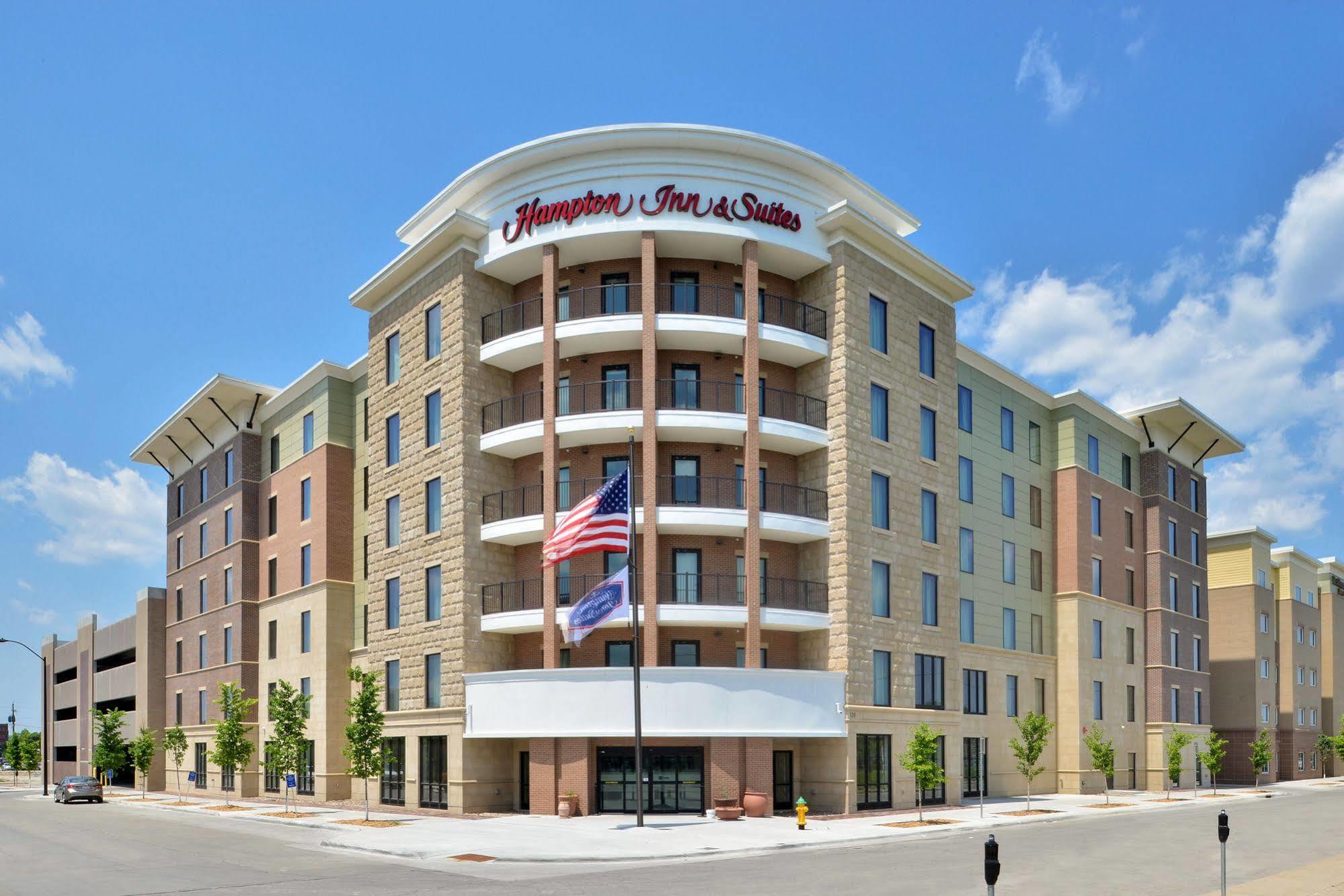 Hampton Inn & Suites Des Moines Downtown Exteriér fotografie